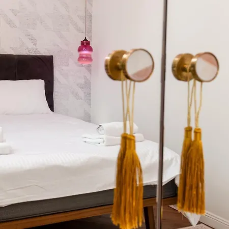 Estery Colourful Luxury