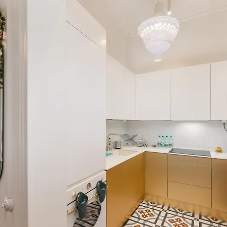 Estery Colourful Luxury